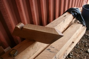 A short jack rafter with it's intersection cut to mate with the valley rafter.